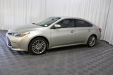 Used 2016 Toyota Avalon Limited w/ Toyota Safety Sense Package image 3