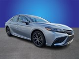 Used 2023 Toyota Camry SE image 3