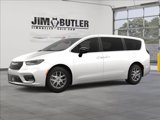 New 2025 Chrysler Pacifica Select image 2
