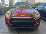 Used 2017 MINI Cooper 4-Door Hardtop image 2