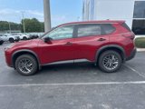 Used 2023 Nissan Rogue S image 4