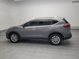 Used 2018 Nissan Rogue SV image 3