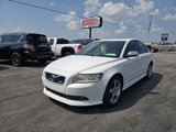 Used 2011 Volvo S40 T5 R-Design image 2