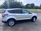 Used 2017 Ford Escape SE image 3