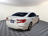 Used 2018 Honda Accord Touring image 4