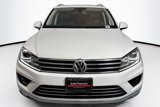 Used 2016 Volkswagen Touareg TDI image 2