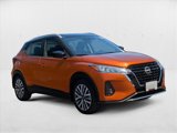Used 2023 Nissan Kicks SV image 3