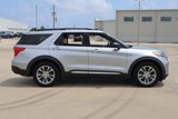 Used 2021 Ford Explorer XLT w/ Equipment Group 202A image 4
