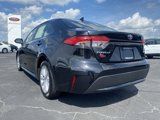 Used 2021 Toyota Corolla LE w/ LE Convenience Package image 5