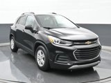Used 2020 Chevrolet Trax LT w/ LT Convenience Package image 2