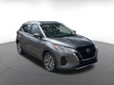 Used 2024 Nissan Kicks SV image 3