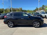 Used 2019 Nissan Rogue SV w/ Premium Package image 2