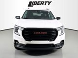 Used 2022 GMC Terrain SLT w/ Tech Package image 2