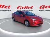 Used 2016 Toyota Prius Three image 2