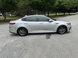 Used 2020 Kia Optima LX image 4