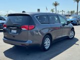 Used 2022 Chrysler Voyager LX image 5