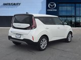 Used 2023 Kia Soul LX image 3