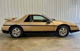 Used 1986 Pontiac Fiero SE image 4