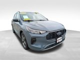 Used 2023 Ford Escape ST-Line image 2