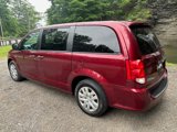 Used 2019 Dodge Grand Caravan SE w/ UConnect Hands-Free Group image 3