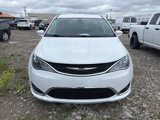 Used 2018 Chrysler Pacifica Touring Plus image 5