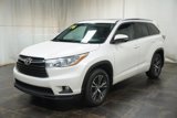Used 2016 Toyota Highlander XLE image 2
