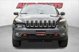 Used 2017 Jeep Cherokee Trailhawk image 2
