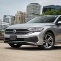Used 2022 Volkswagen Jetta SE w/ Panoramic Sunroof Package image 2