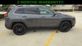 Used 2016 Jeep Cherokee Limited image 2