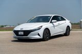 Used 2022 Hyundai Elantra SEL w/ Preferred Accessory Package image 3