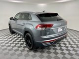 Used 2020 Volkswagen Atlas Cross Sport SE w/ Panoramic Sunroof Package image 3