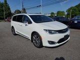 Used 2020 Chrysler Pacifica Limited w/ Tire & Wheel Group image 3