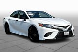 Used 2020 Toyota Camry SE image 2