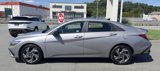 Used 2025 Hyundai Elantra Sport image 4