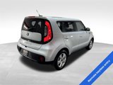 Used 2017 Kia Soul image 4