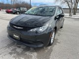 Used 2022 Chrysler Voyager LX image 2
