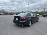 Used 2022 Toyota Corolla LE image 3