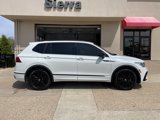 Used 2022 Volkswagen Tiguan SE R-Line image 4