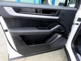Used 2024 Porsche Cayenne image 5