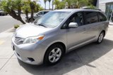 Used 2017 Toyota Sienna LE image 5