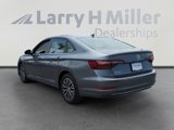 Used 2019 Volkswagen Jetta SE image 3