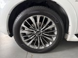 Used 2018 INFINITI QX80 4WD w/ Driver Assistance Package image 4