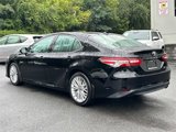 Certified 2019 Toyota Camry XLE image 3