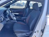 Used 2018 Nissan Kicks SR image 3