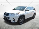 Used 2019 Toyota Highlander XLE image 4