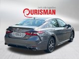 Used 2020 Toyota Camry LE image 2