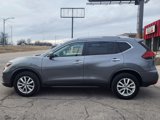 Used 2017 Nissan Rogue SV image 4