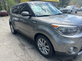 Used 2017 Kia Soul + image 4