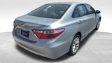 Used 2017 Toyota Camry LE image 5