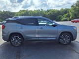 Used 2020 GMC Terrain Denali w/ Denali Premium Package image 4